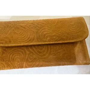 Michael Stevens Women's Tooled Genuine Leather Checkbook Wallet Yellow OS NWOT